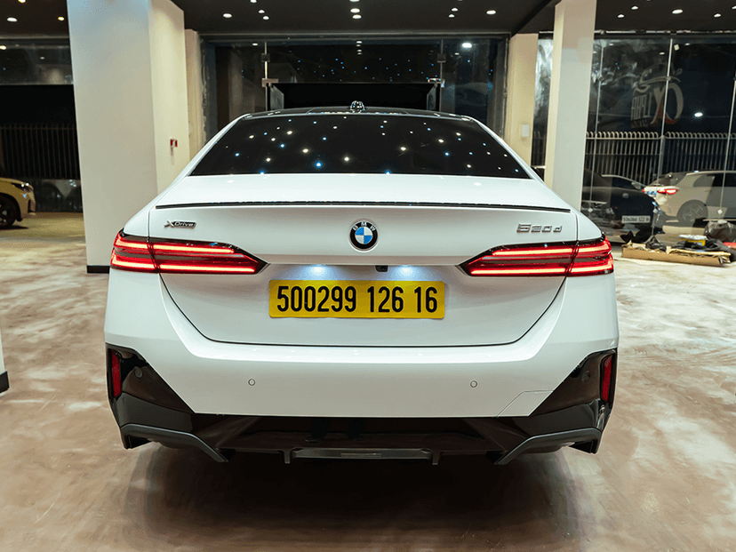BMW 520 — 3/3