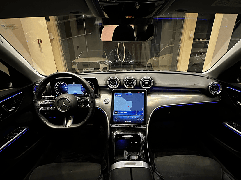 Mercedes Classe C Noir — 2/5