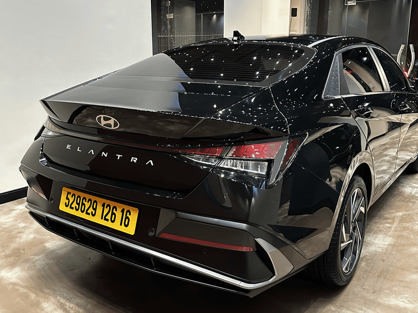 Hyundai Elantra — 5/5